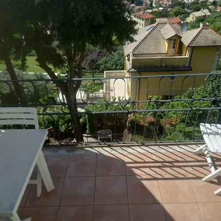 Con Vista A Ruta Camogli